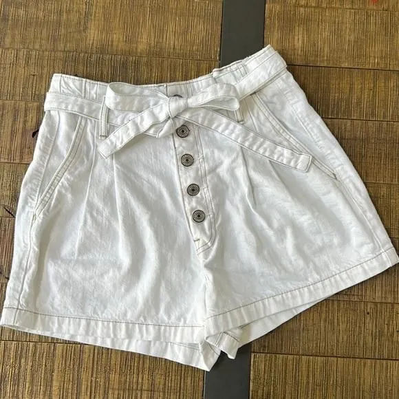 Product image for Abercrombie & Fitch Natural Rise White Denim Paper bag button fly shorts size 4