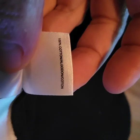 Listing Image Blurred Background