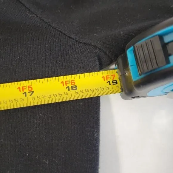 Listing Image Blurred Background