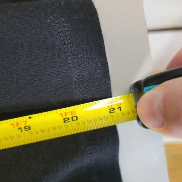 Listing Image Blurred Background