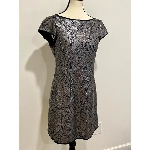 Listing Image Blurred Background