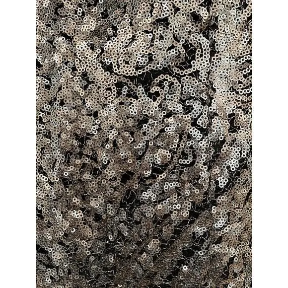 Listing Image Blurred Background