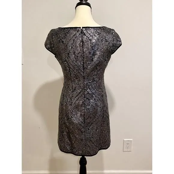 Listing Image Blurred Background
