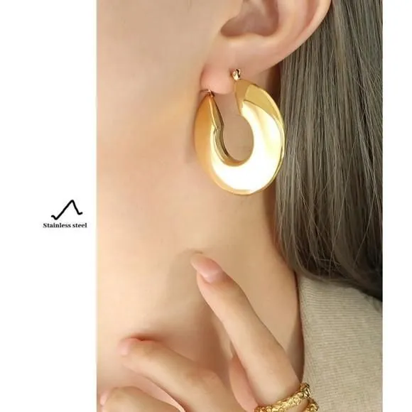 Product image for U Shaped Hoop Earrings Luxury Stainless Steel Circle Earrings Gold Tone