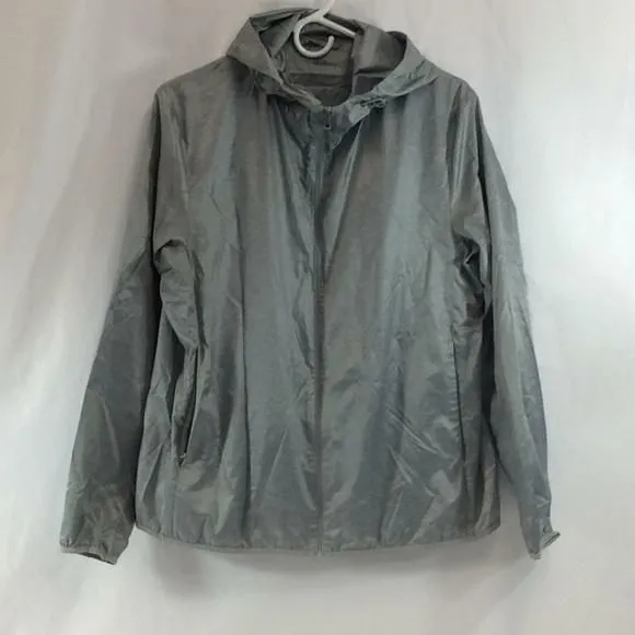 Product image for Uniqlo  Men’s Light Zip-Up Thin Summer Jacket W/ Pockets L