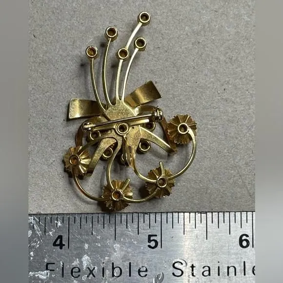 Listing Image Blurred Background