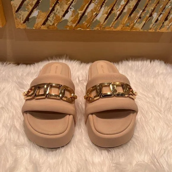 Product image for Good American cream gold chain platform slides