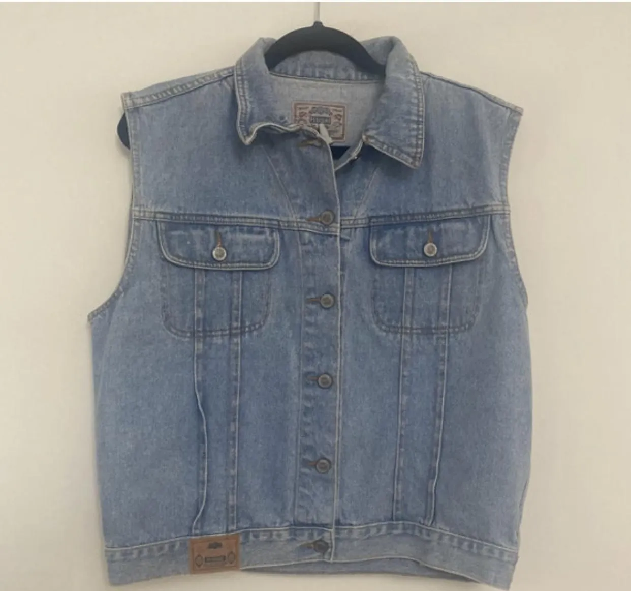 Listing Image Blurred Background