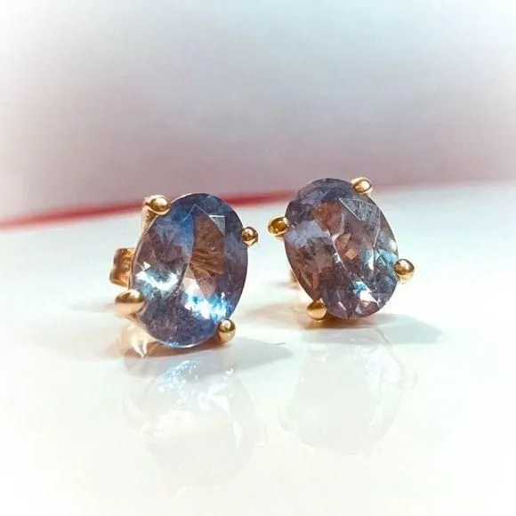 Product image for 10k Yellow Gold  Bi Color Changing Alexandrite Tanzanite Stud Earrings 1.88ct