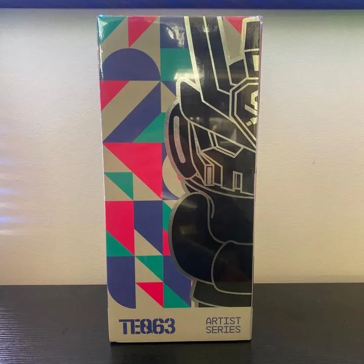 Product image for DRTEQ76 Mega Teq63 by Martian Toys