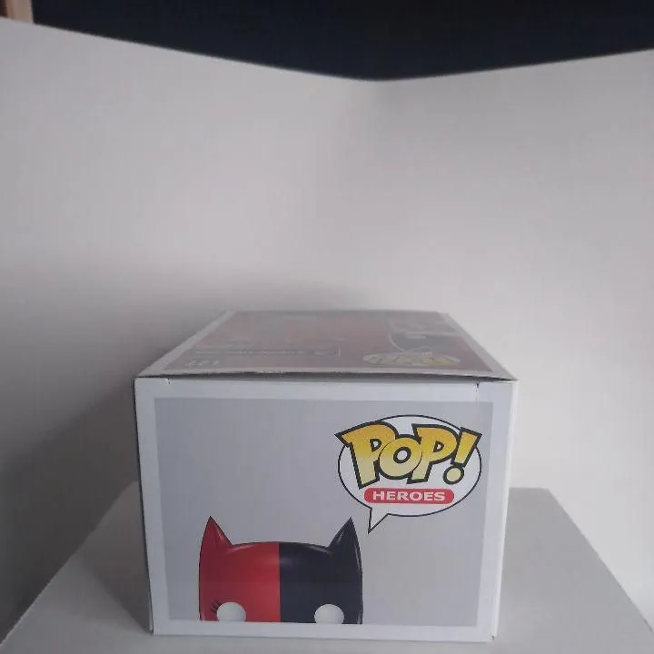 Listing Image Blurred Background