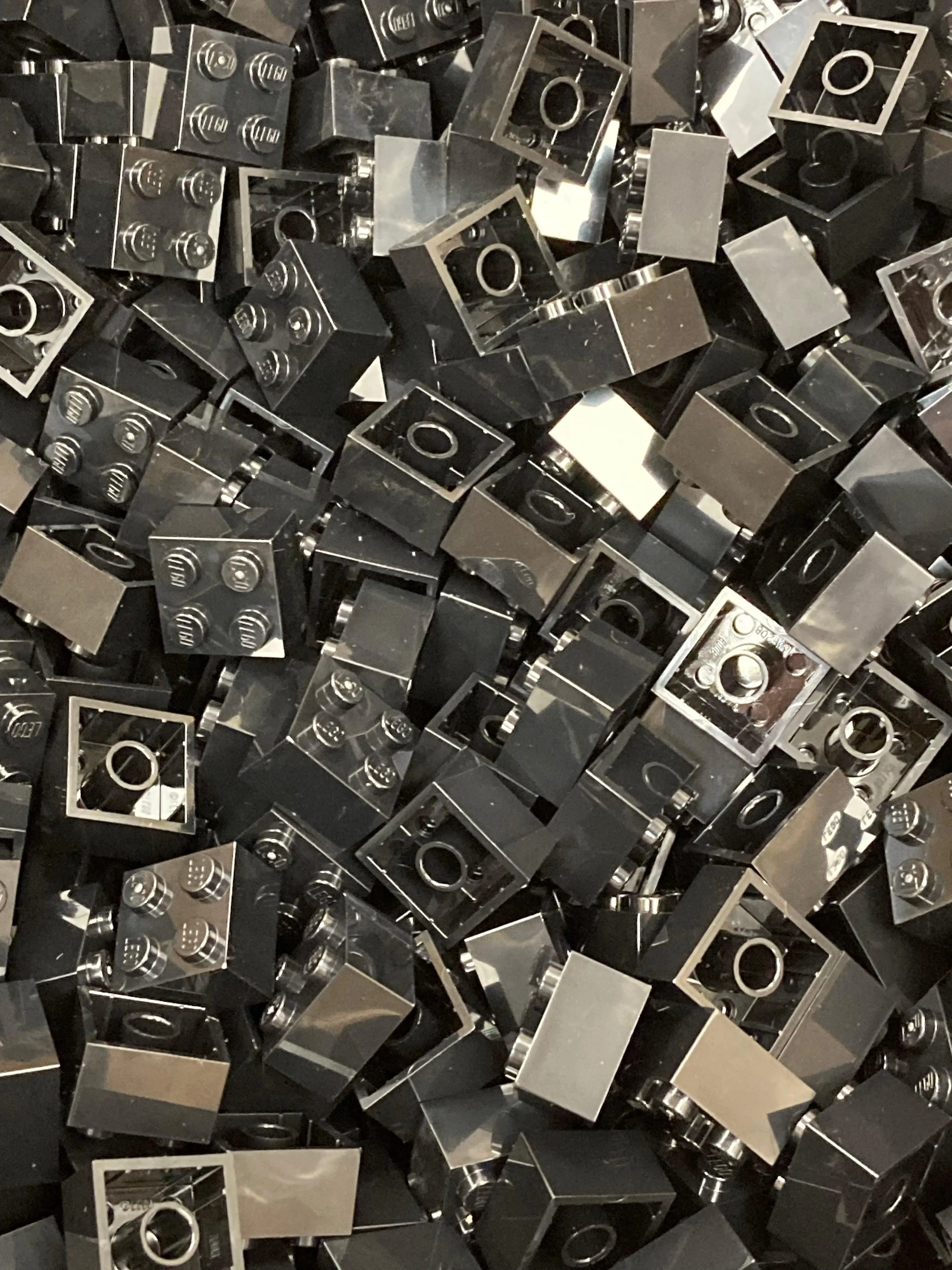 100 x Black LEGO® 2x2 Bricks