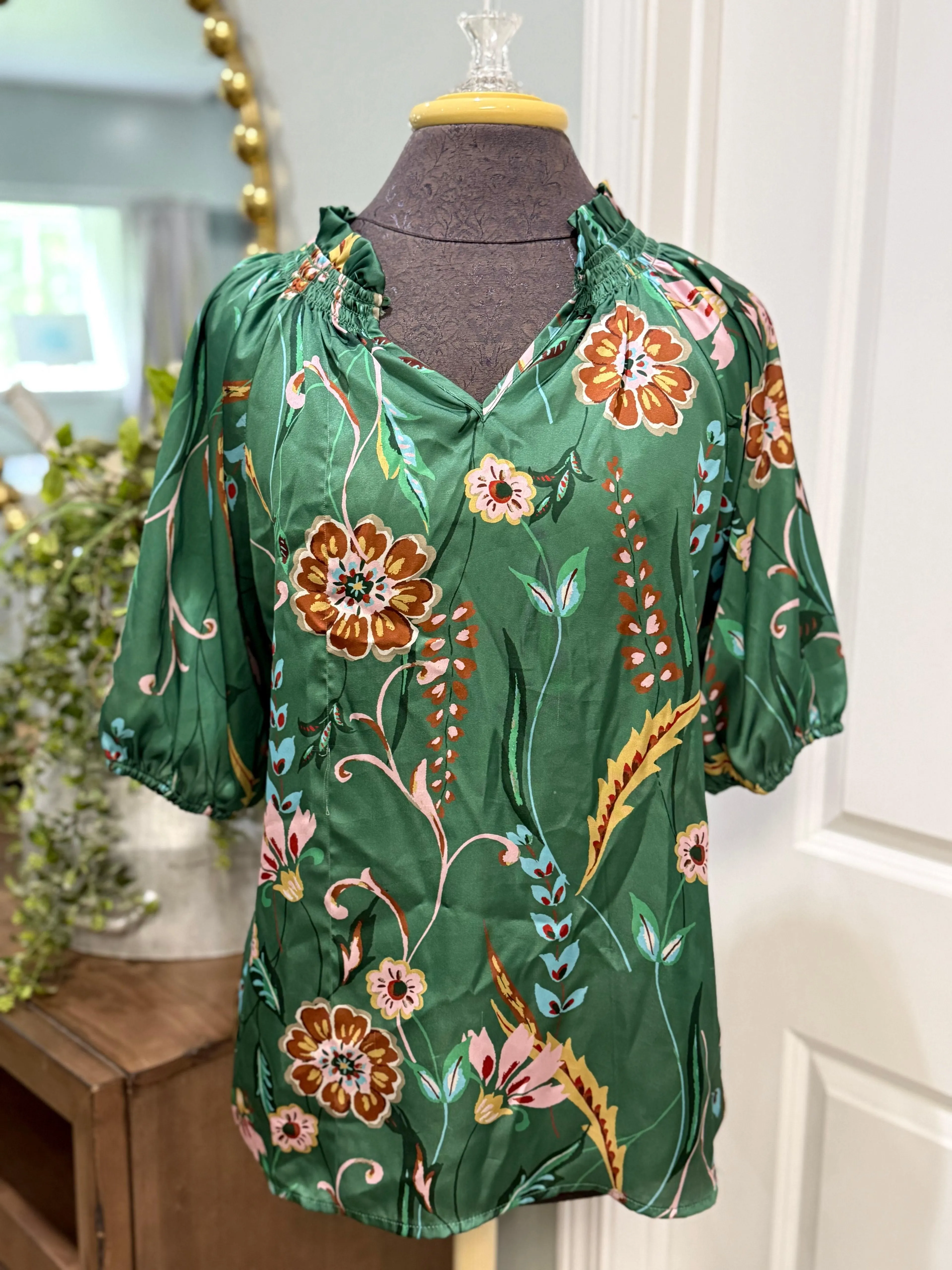 Womens Green Satin Floral Blouse Medium EUC