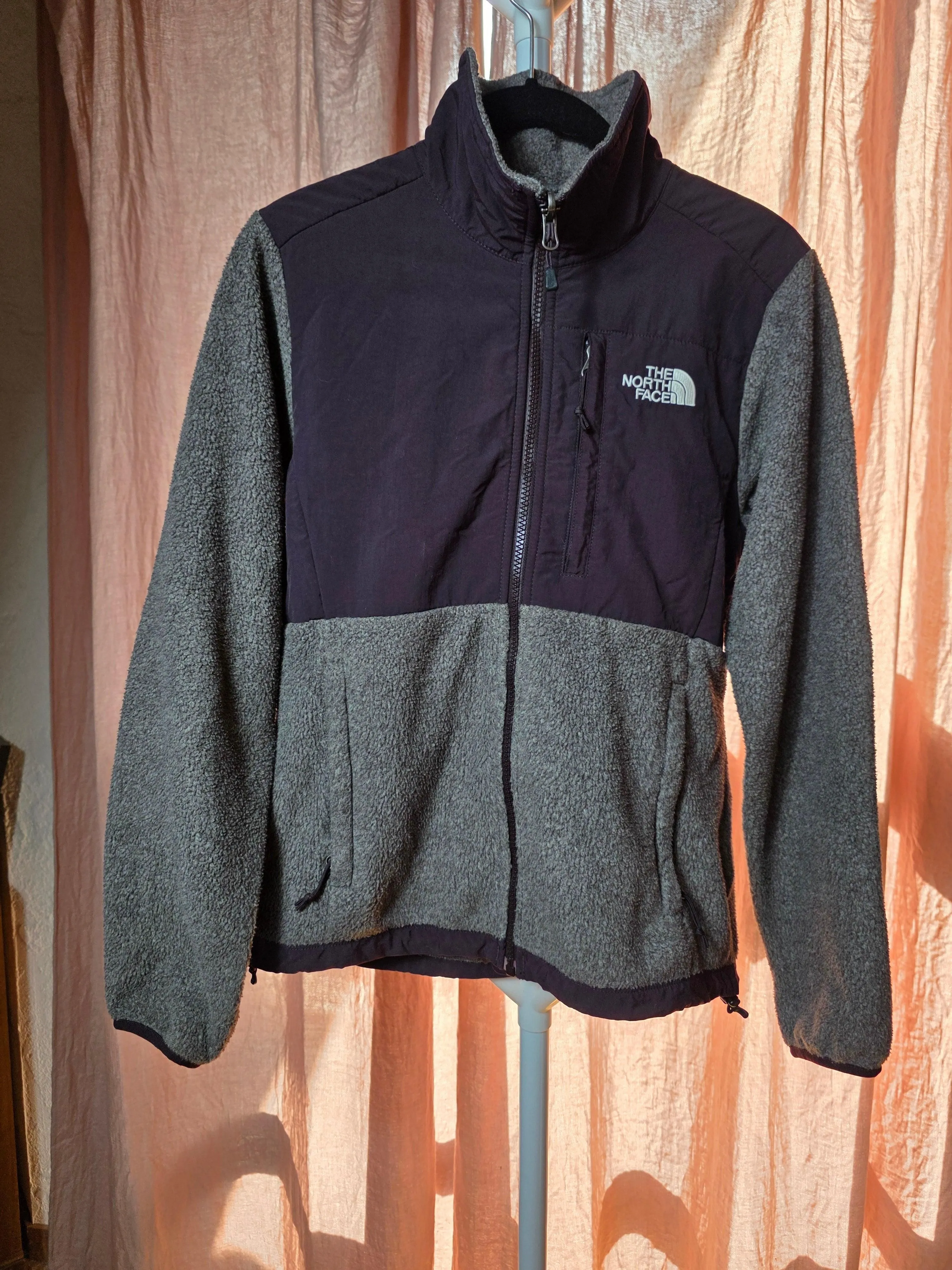 The North Face Denali Fleece Jacket Women's XS Grey & Deep Purple