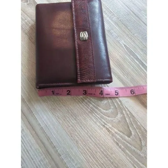 Listing Image Blurred Background