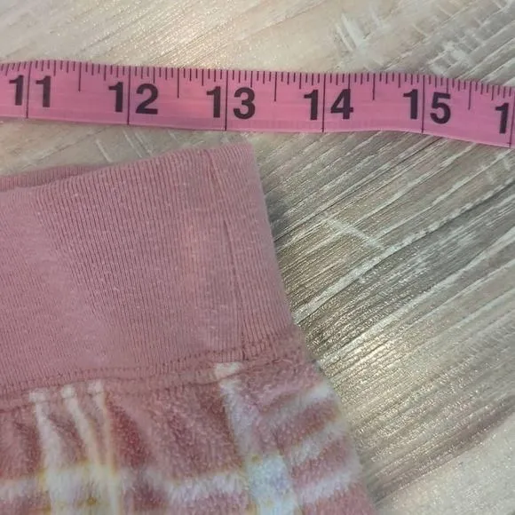 Listing Image Blurred Background