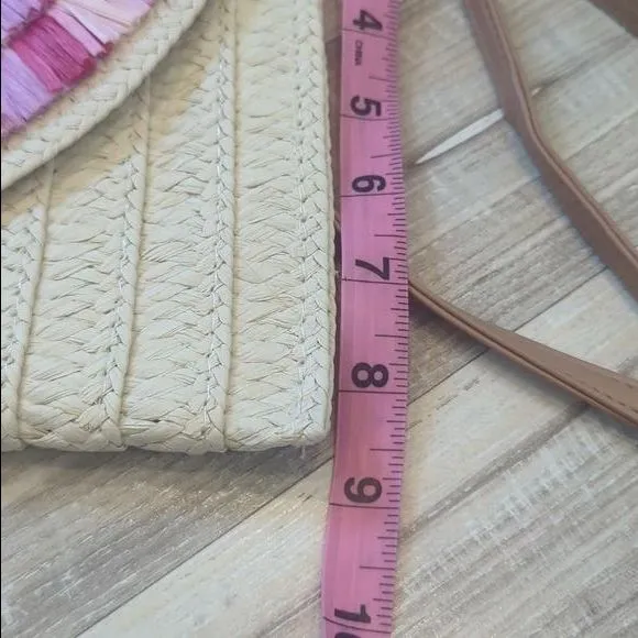 Listing Image Blurred Background