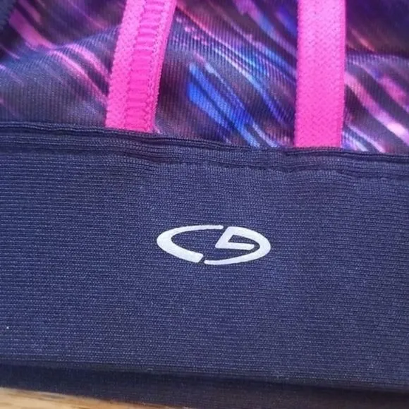 Listing Image Blurred Background