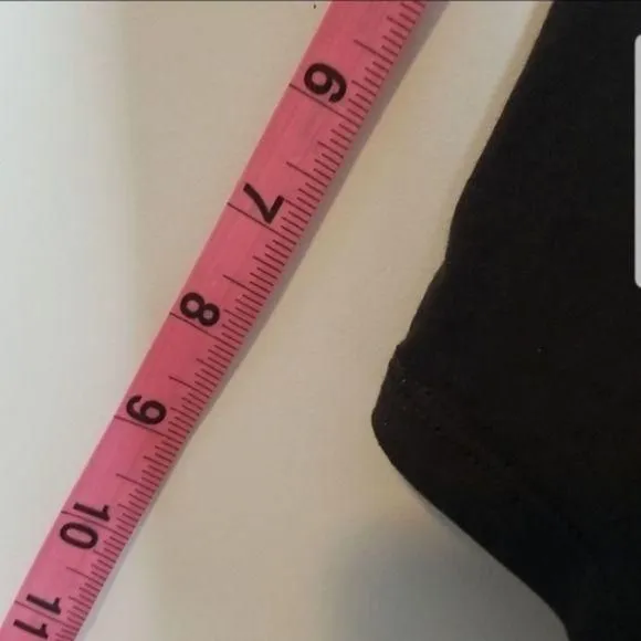 Listing Image Blurred Background