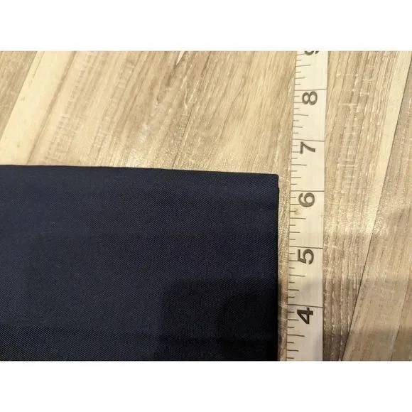 Listing Image Blurred Background