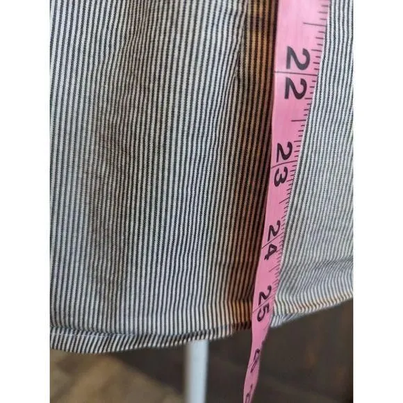 Listing Image Blurred Background