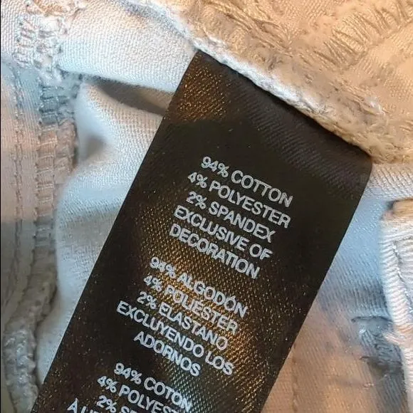 Listing Image Blurred Background