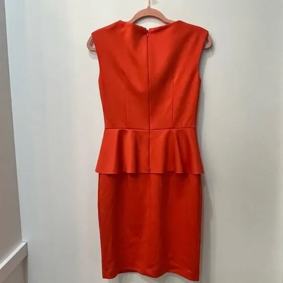 Listing Image Blurred Background
