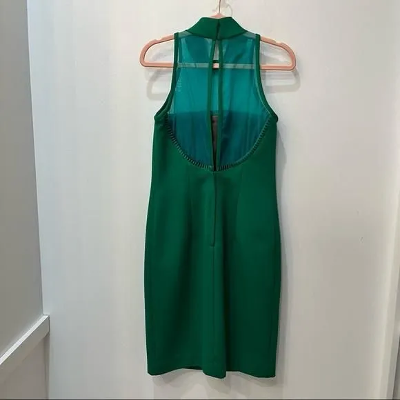 Listing Image Blurred Background