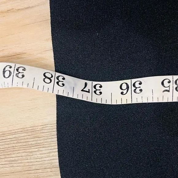 Listing Image Blurred Background