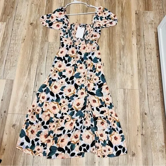 Listing Image Blurred Background