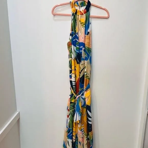 Listing Image Blurred Background