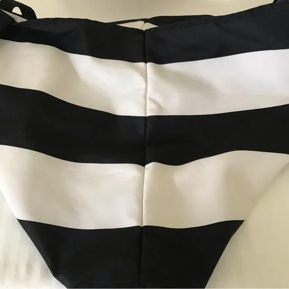 Listing Image Blurred Background