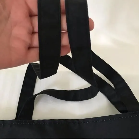 Listing Image Blurred Background