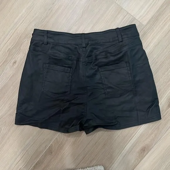 Listing Image Blurred Background