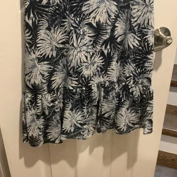 Listing Image Blurred Background
