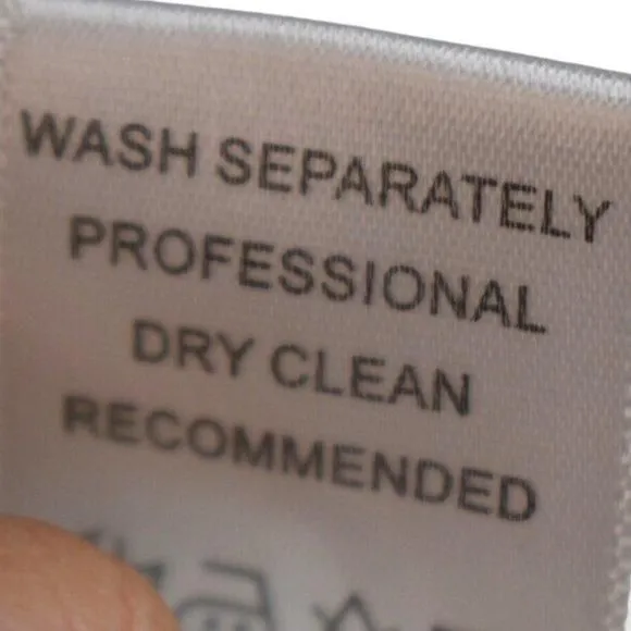 Listing Image Blurred Background