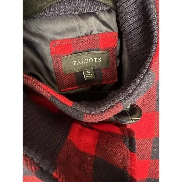 Listing Image Blurred Background