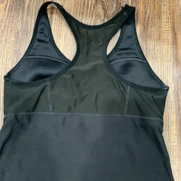 Listing Image Blurred Background