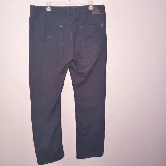 Listing Image Blurred Background