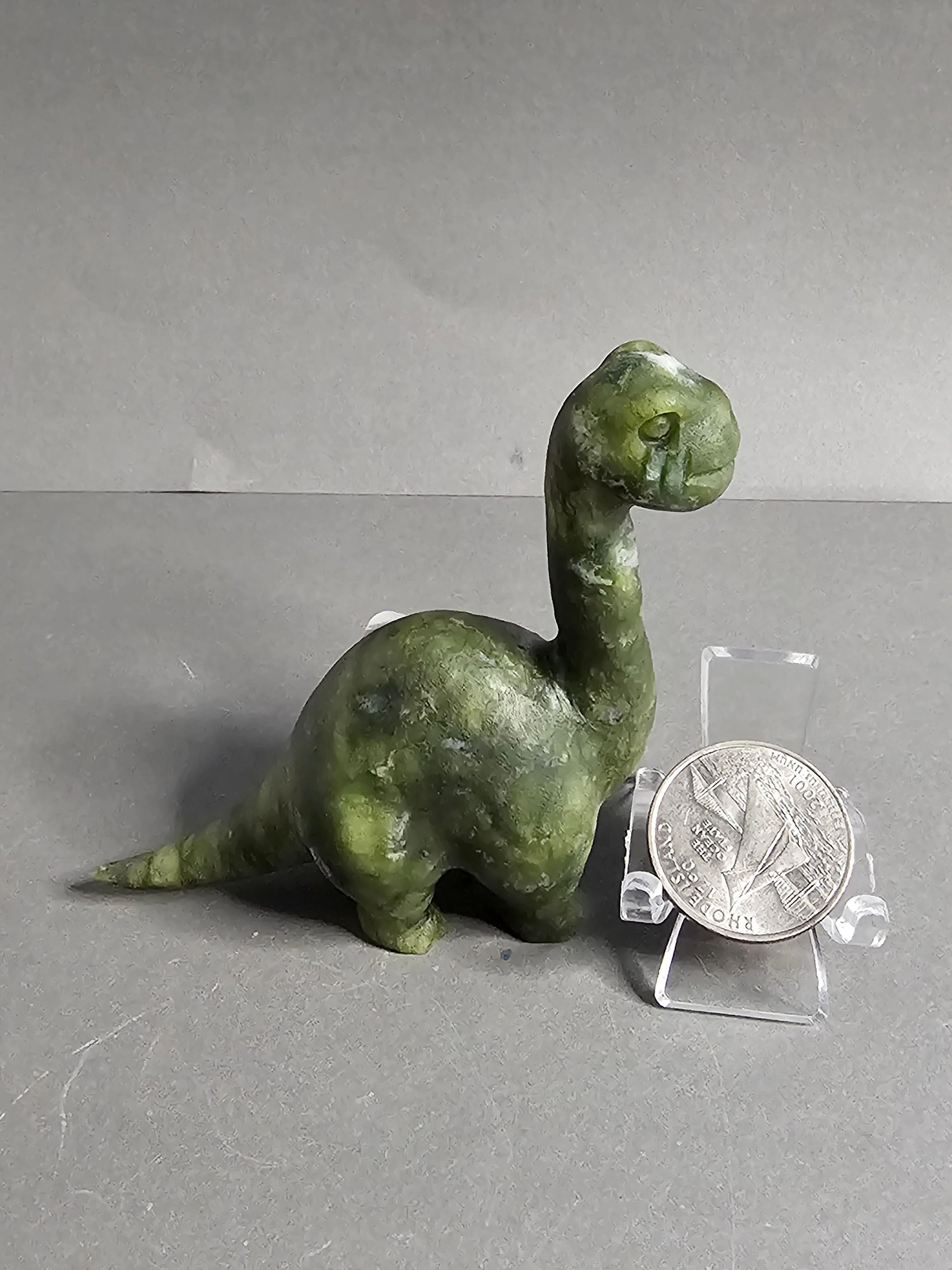 Jade Long Neck Dinosaur Carving – 2.75" Crystal Dino Figurine