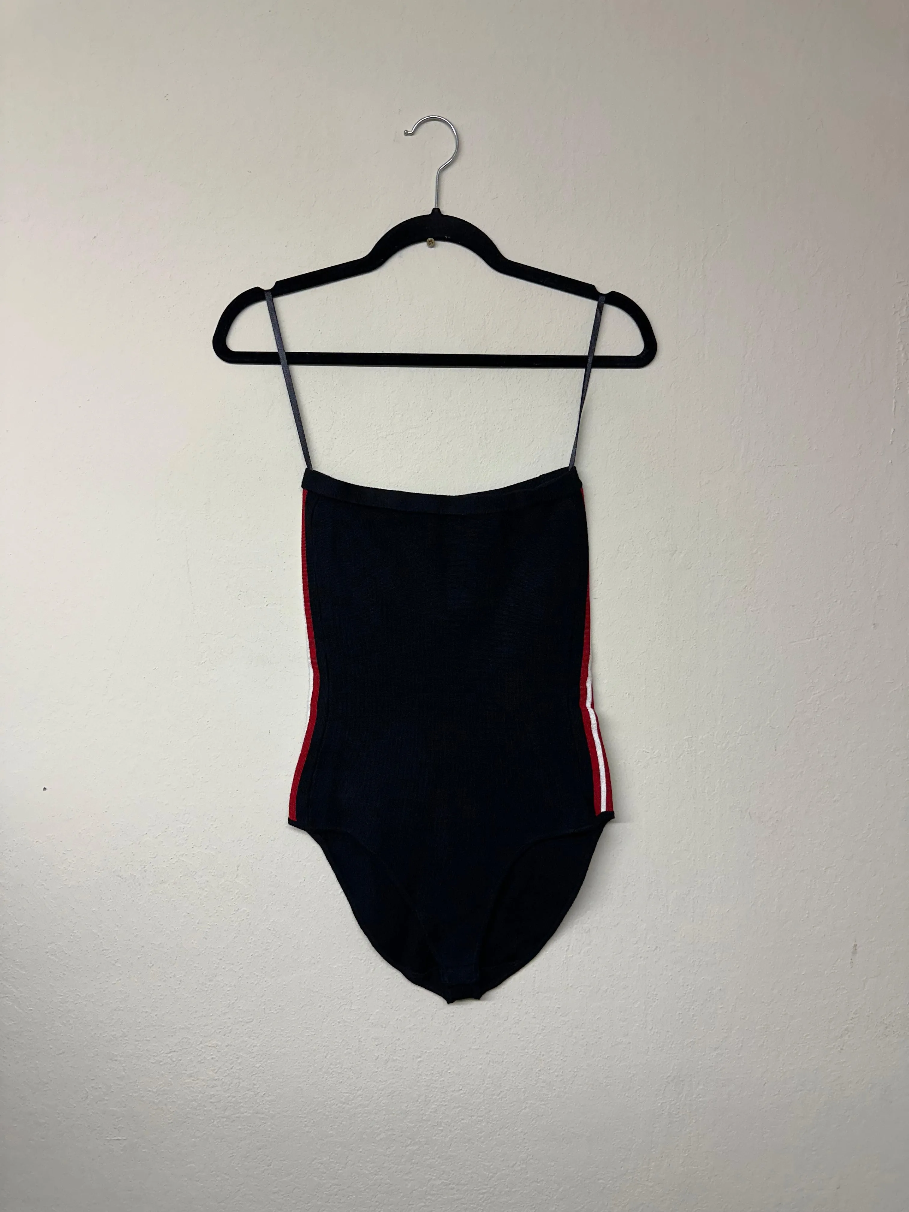 [Modern] Out from Under Black Sporty Strapless Knit Bodysuit