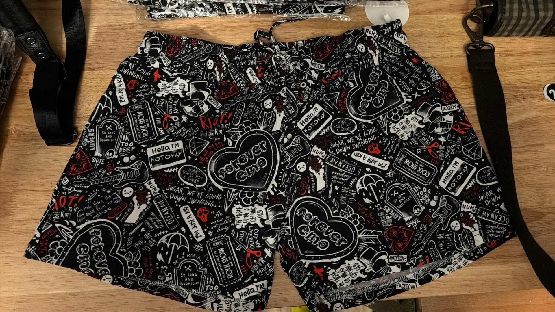 Forever Emo - Shorts