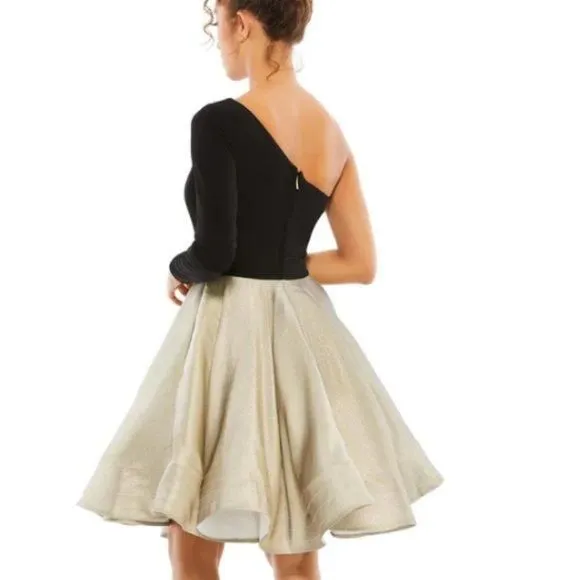 Listing Image Blurred Background