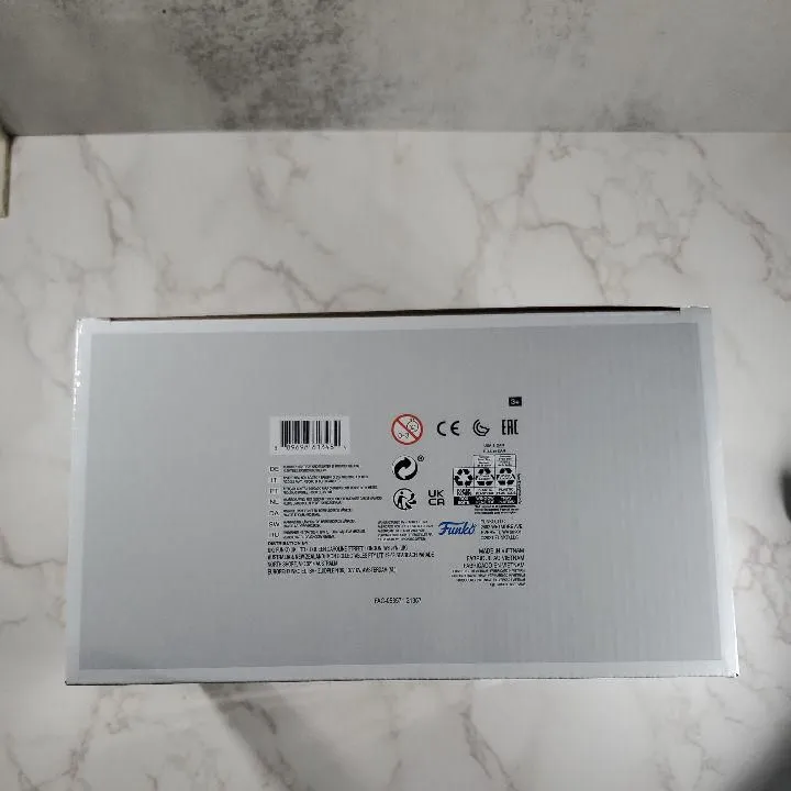 Listing Image Blurred Background