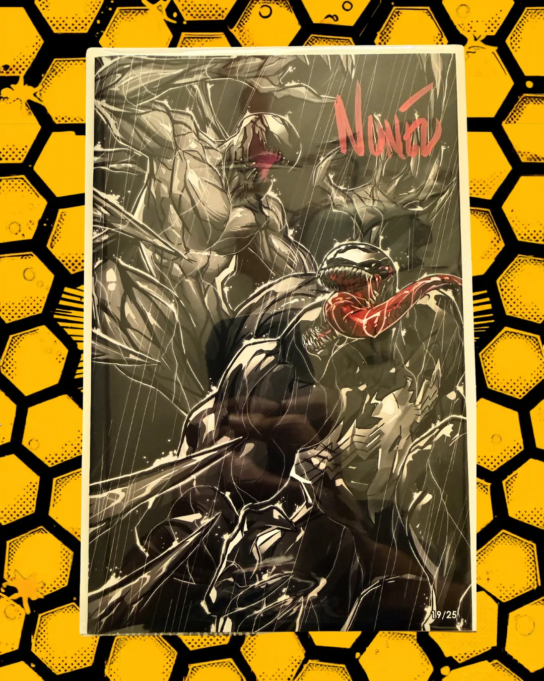 Venom vs Carnage B/W Edition | Shadow Rain Exclusive ⚫⚪ Limited to ONLY 25 Copies – Copy #19/25 ✍️ Signed by Eddie Nunez