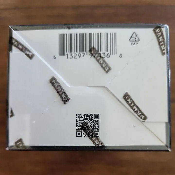 Listing Image Blurred Background