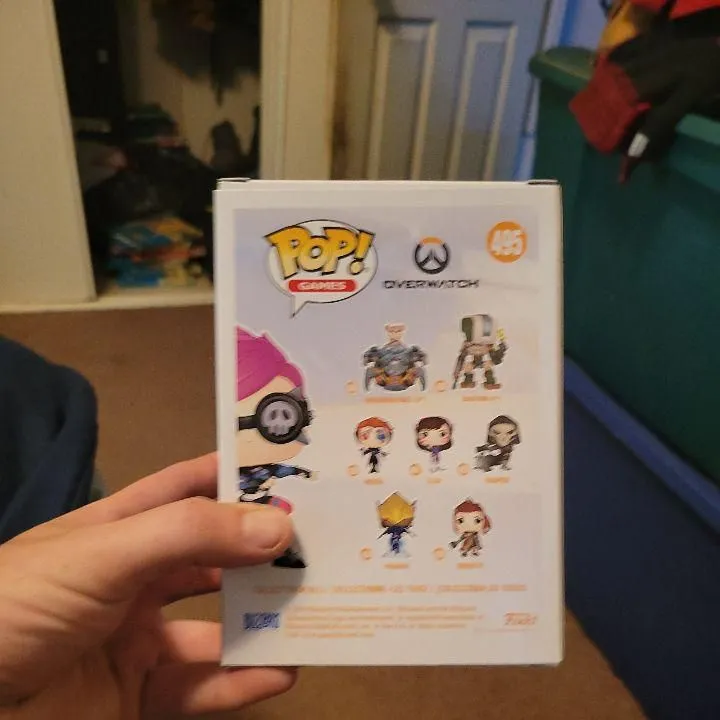 Listing Image Blurred Background