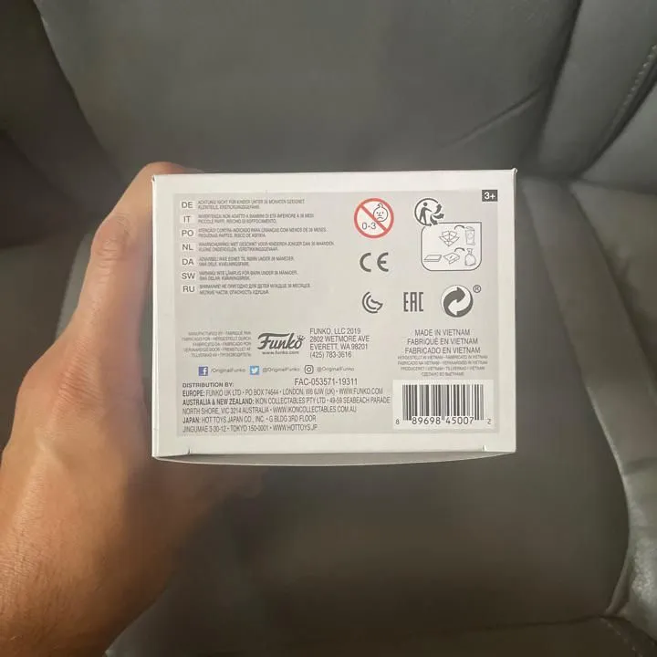 Listing Image Blurred Background