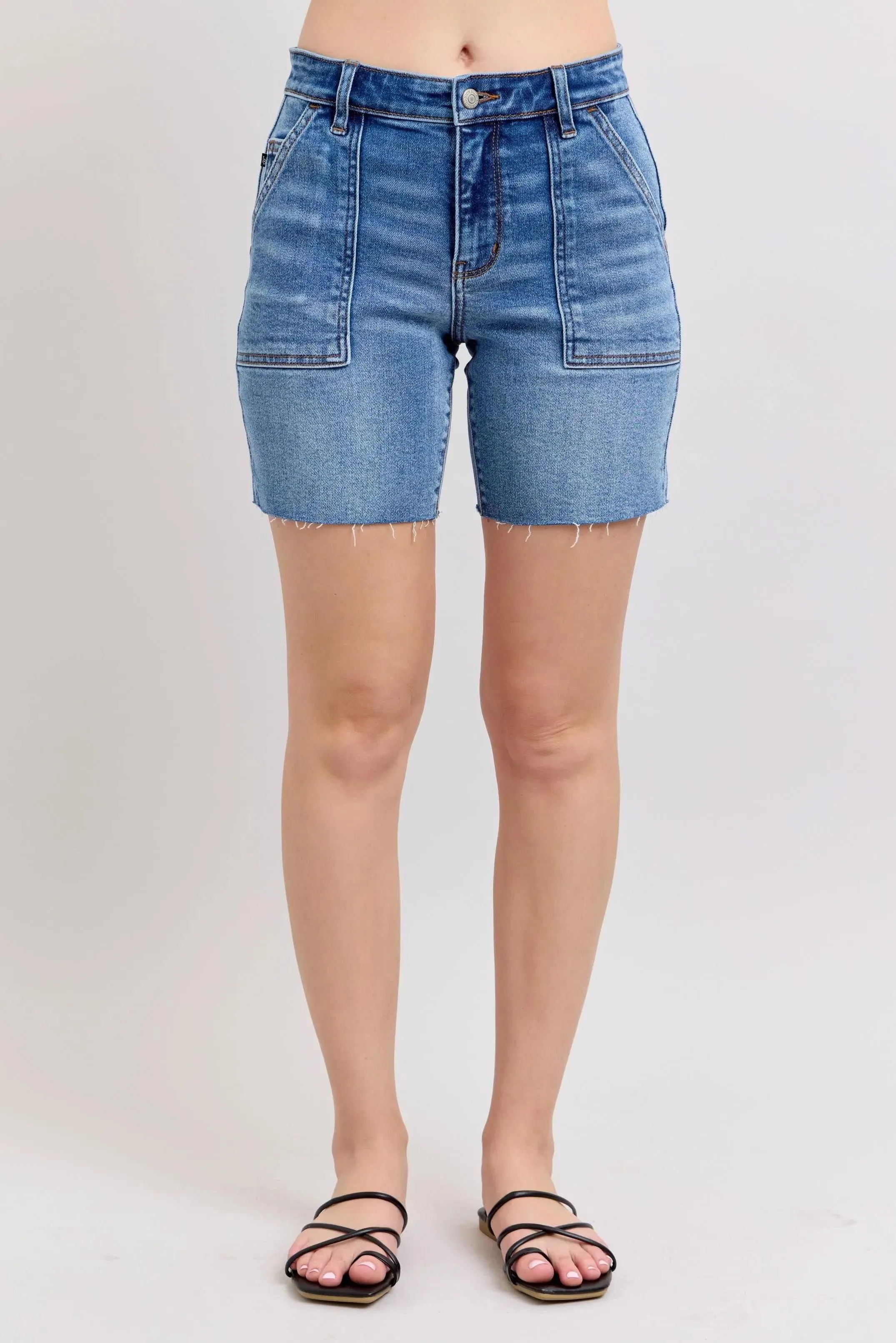 i-74178 Judy Blue Full Size Mid Rise Bermudas Denim Shorts W/ Back Flap Pockets Plus Size