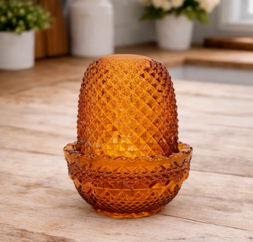 Amber Glass Glimmer Courting Fairy Lamp 4"